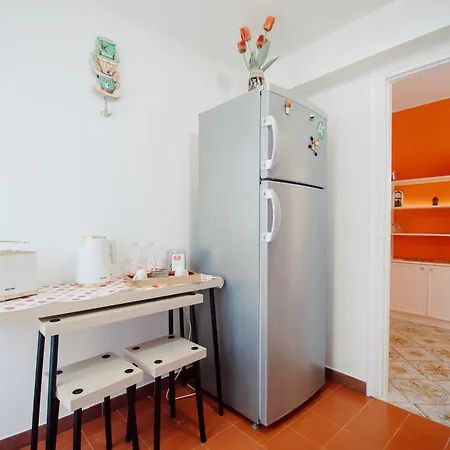 Queen Elena * شيفيتافيكْيا