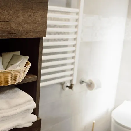 شقة Queen Elena شيفيتافيكْيا