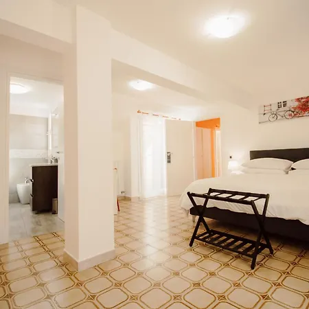 Queen Elena Apartment